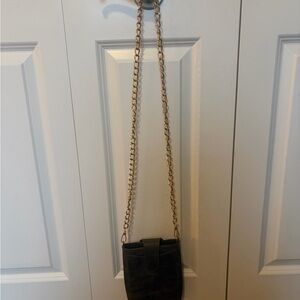 Elegant Black Chain Strap Women's Bag